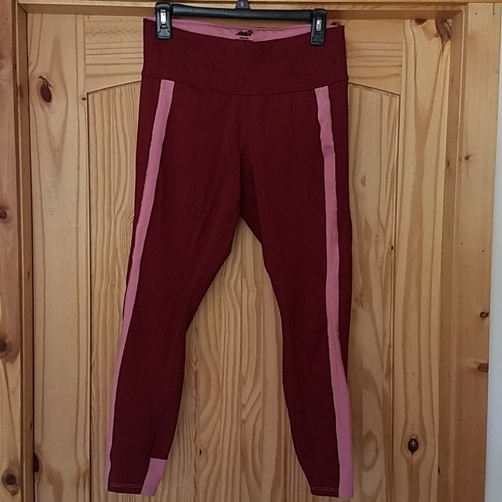 4/$20 Athletic Leggings